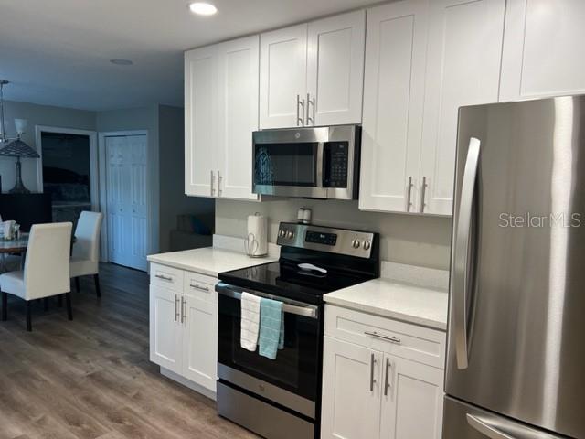 Image 4 of 5 For 2726 Knoll Street E