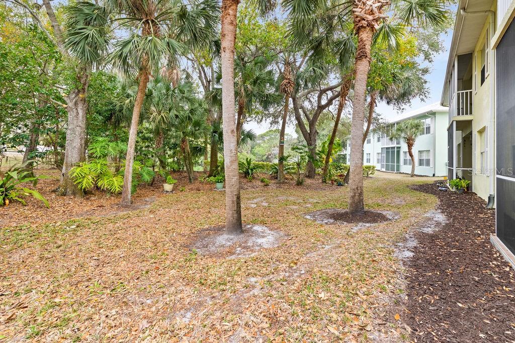 Image 16 of 18 For 16483 Gloria Lane 101