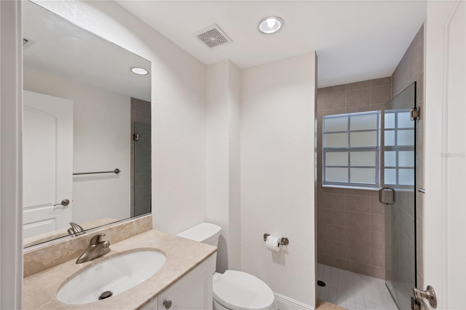 Image 19 of 36 For 14041 Bellagio Way 214