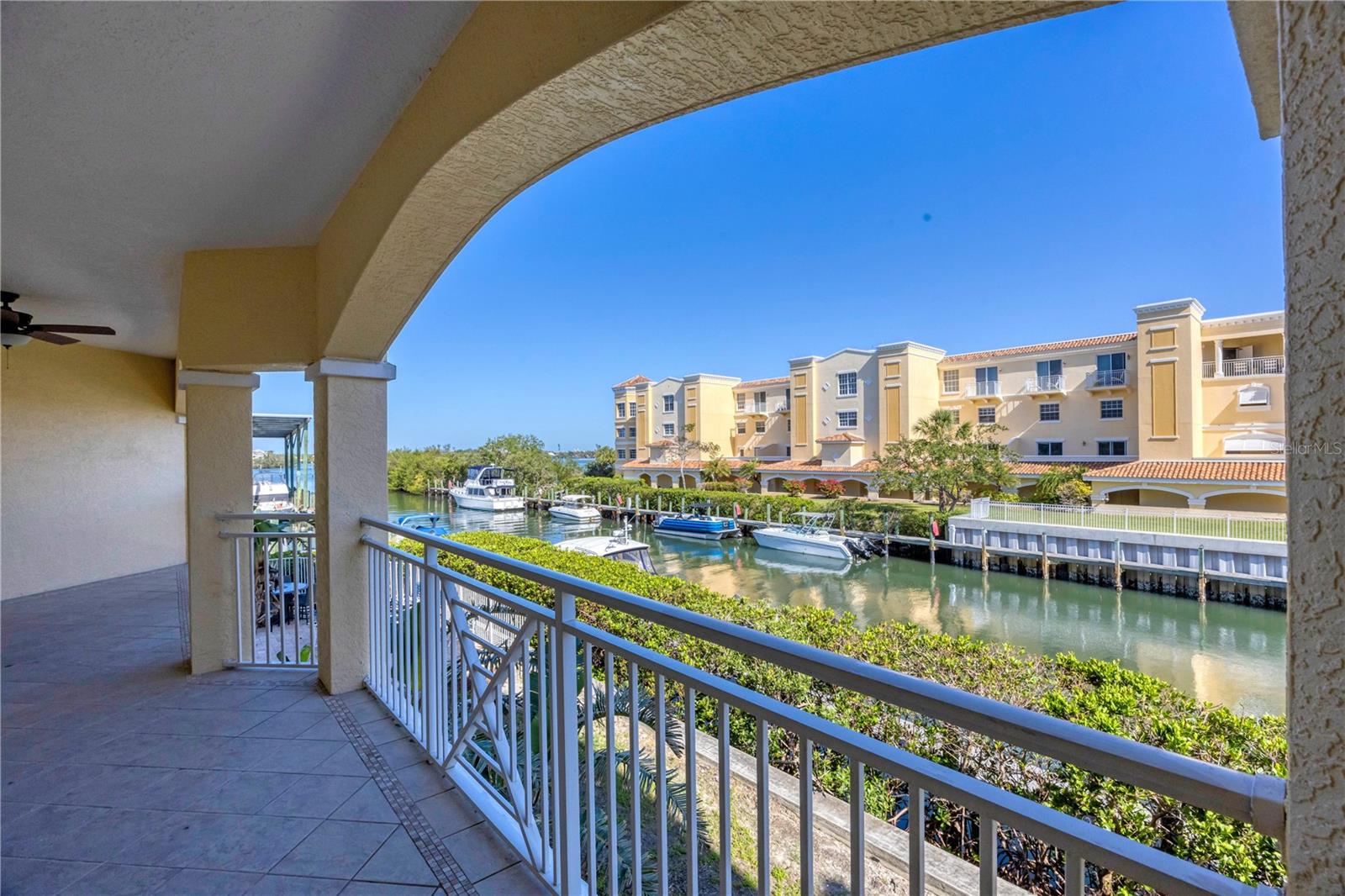 Image 25 of 36 For 14041 Bellagio Way 214
