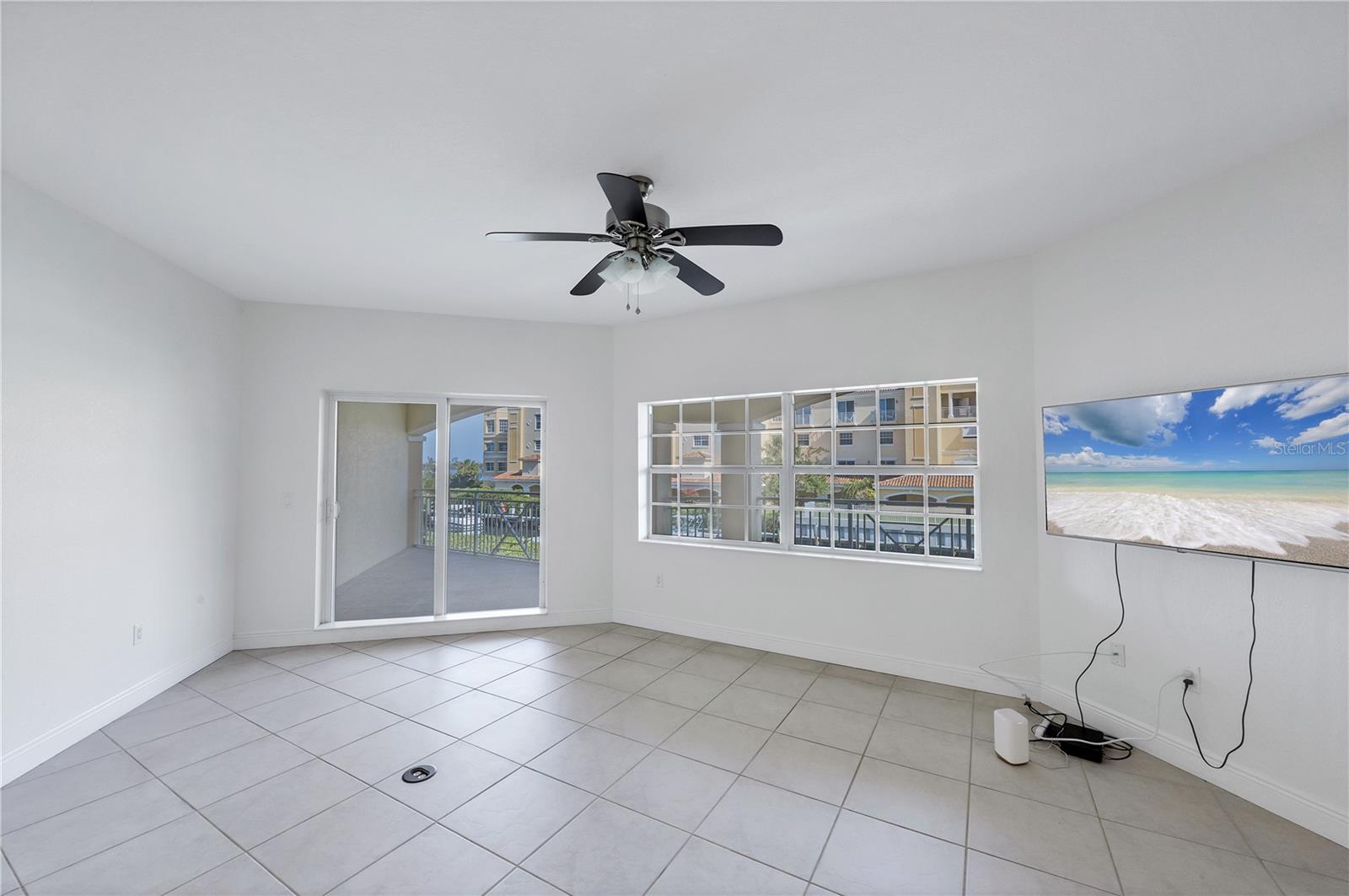 Image 5 of 36 For 14041 Bellagio Way 214