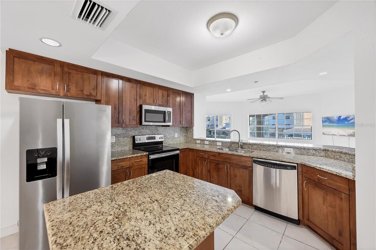 Image 9 of 36 For 14041 Bellagio Way 214