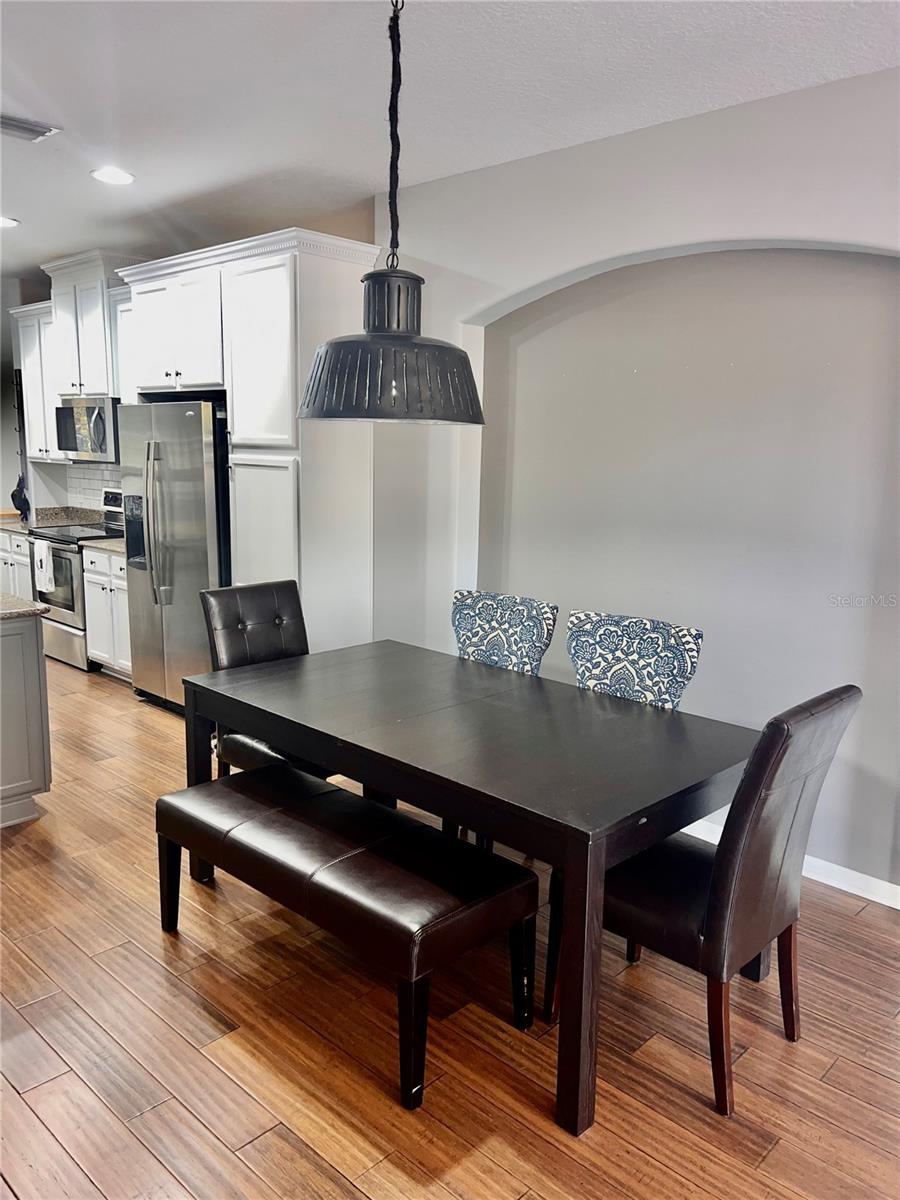 Image 13 of 40 For 9622 Bay Grove Lane