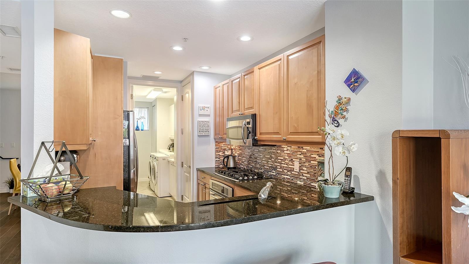Image 17 of 64 For 235 Cocoanut Avenue 108b