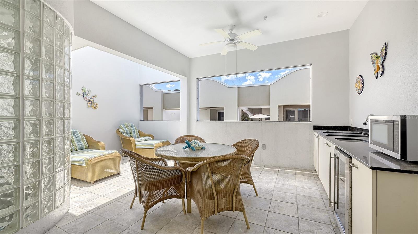 Image 43 of 64 For 235 Cocoanut Avenue 108b