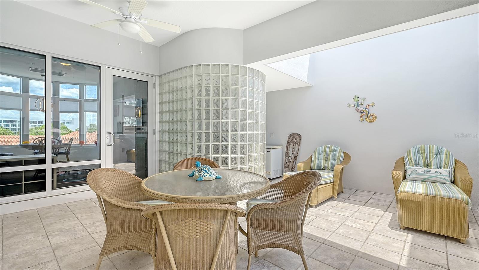 Image 45 of 64 For 235 Cocoanut Avenue 108b