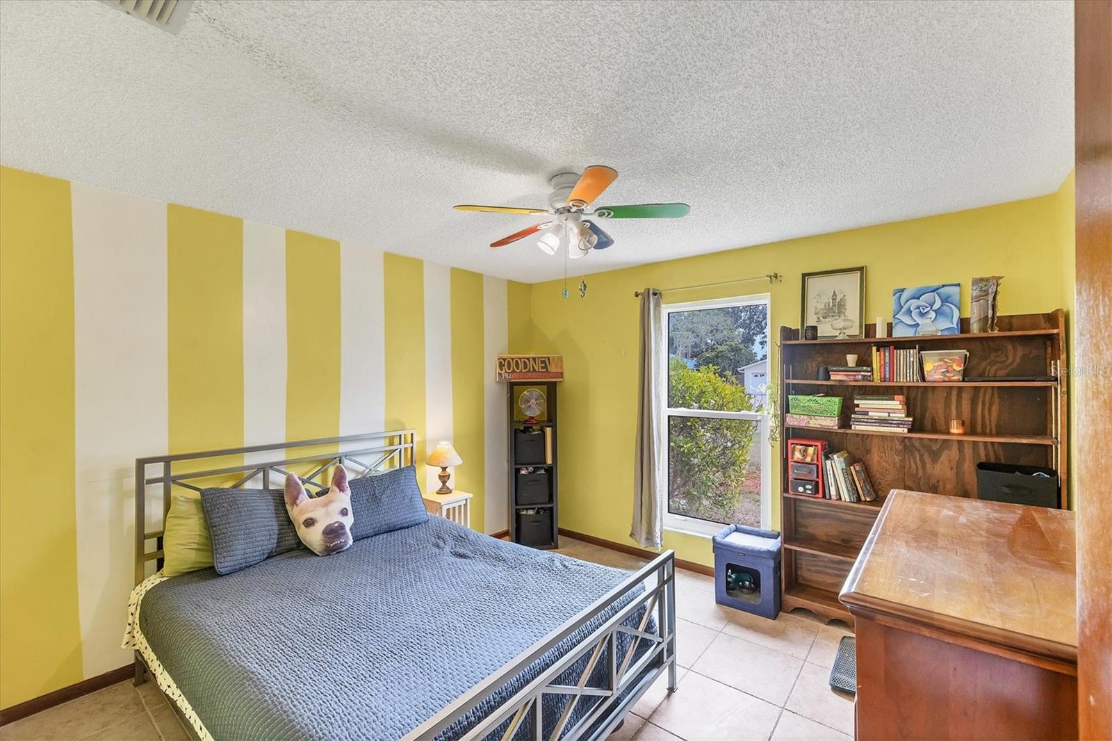 Image 21 of 36 For 8160 Glenbrooke Court