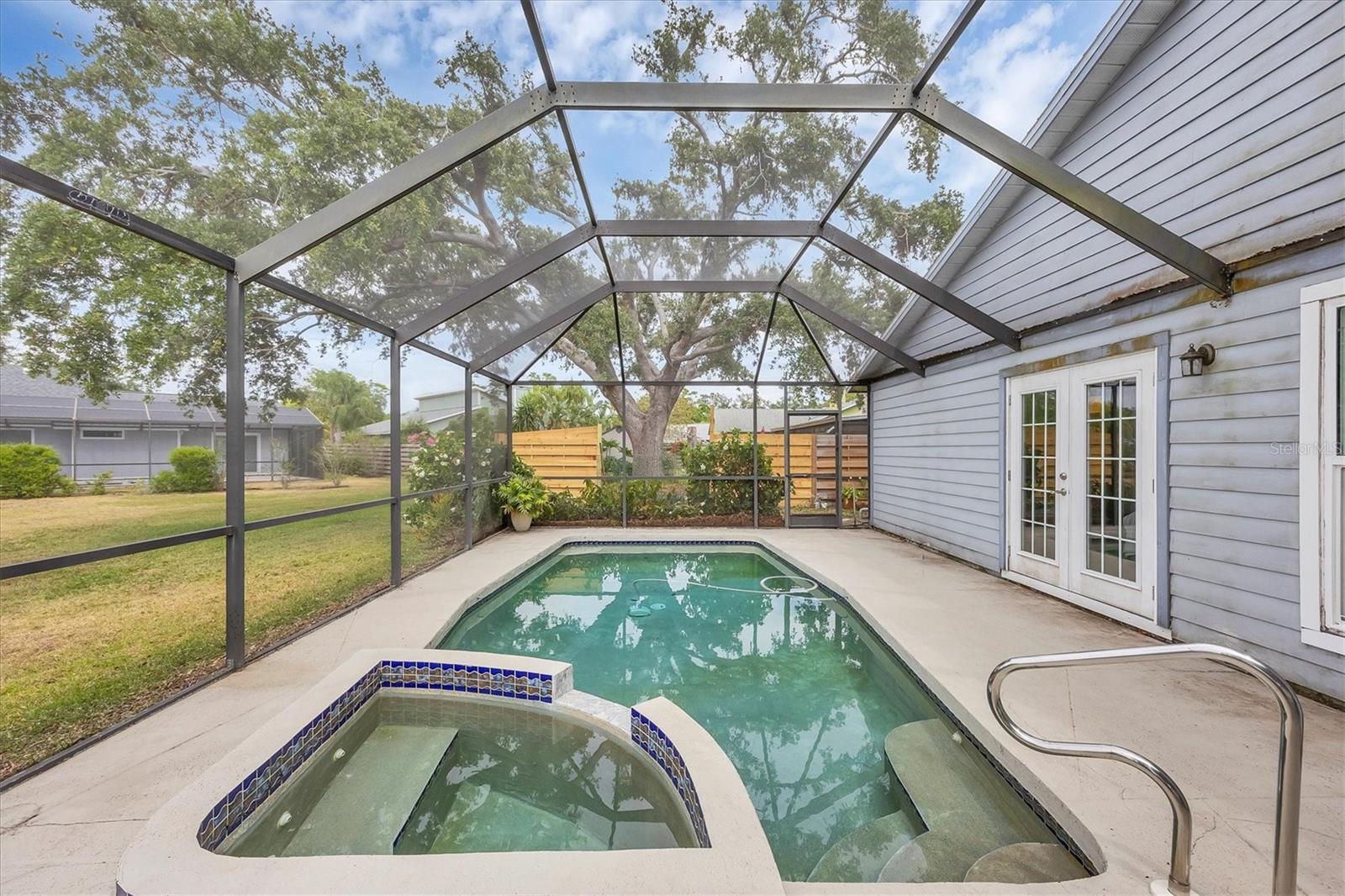 Image 30 of 36 For 8160 Glenbrooke Court
