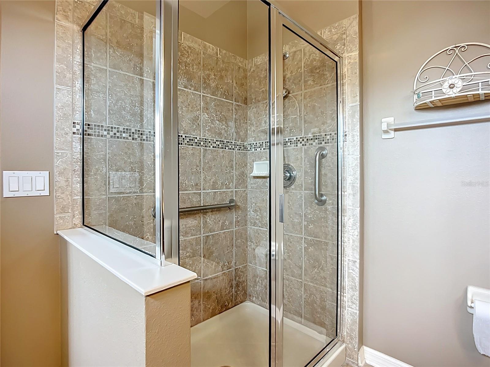 Image 20 of 40 For 7346 Skybird Road 417