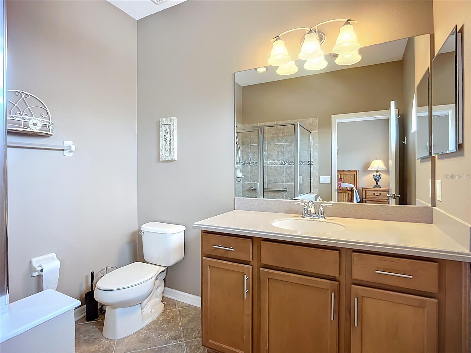 Image 21 of 40 For 7346 Skybird Road 417
