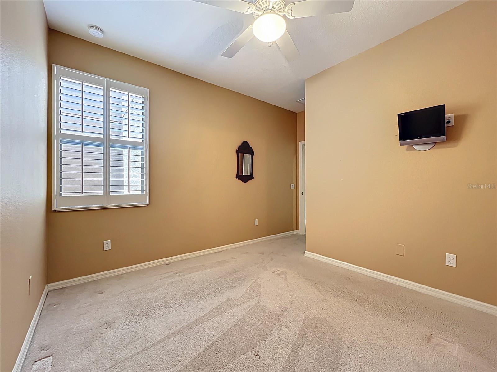 Image 23 of 40 For 7346 Skybird Road 417