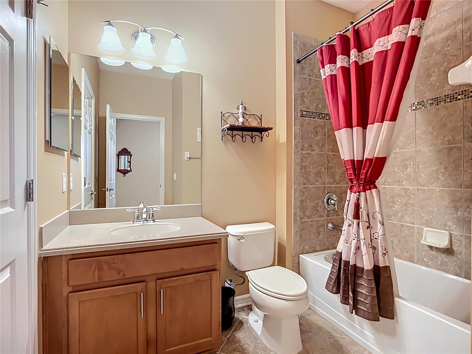 Image 25 of 40 For 7346 Skybird Road 417