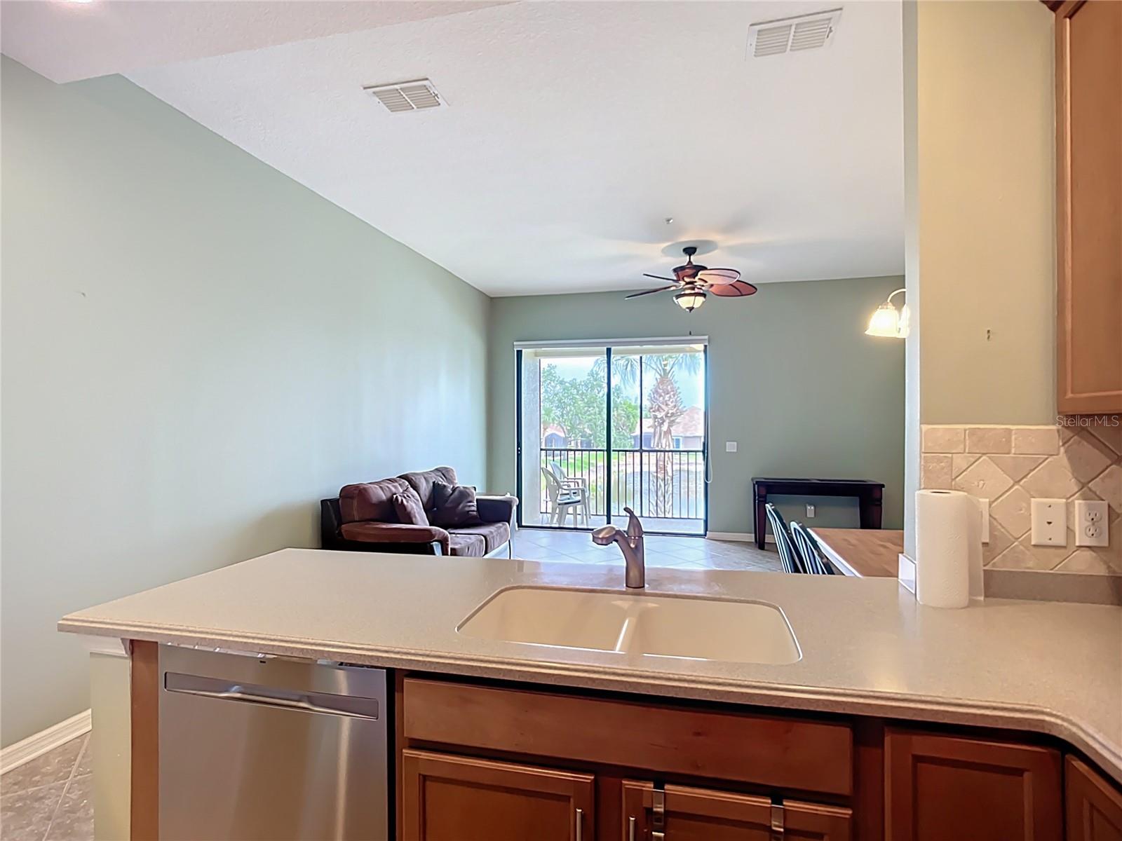Image 8 of 40 For 7346 Skybird Road 417