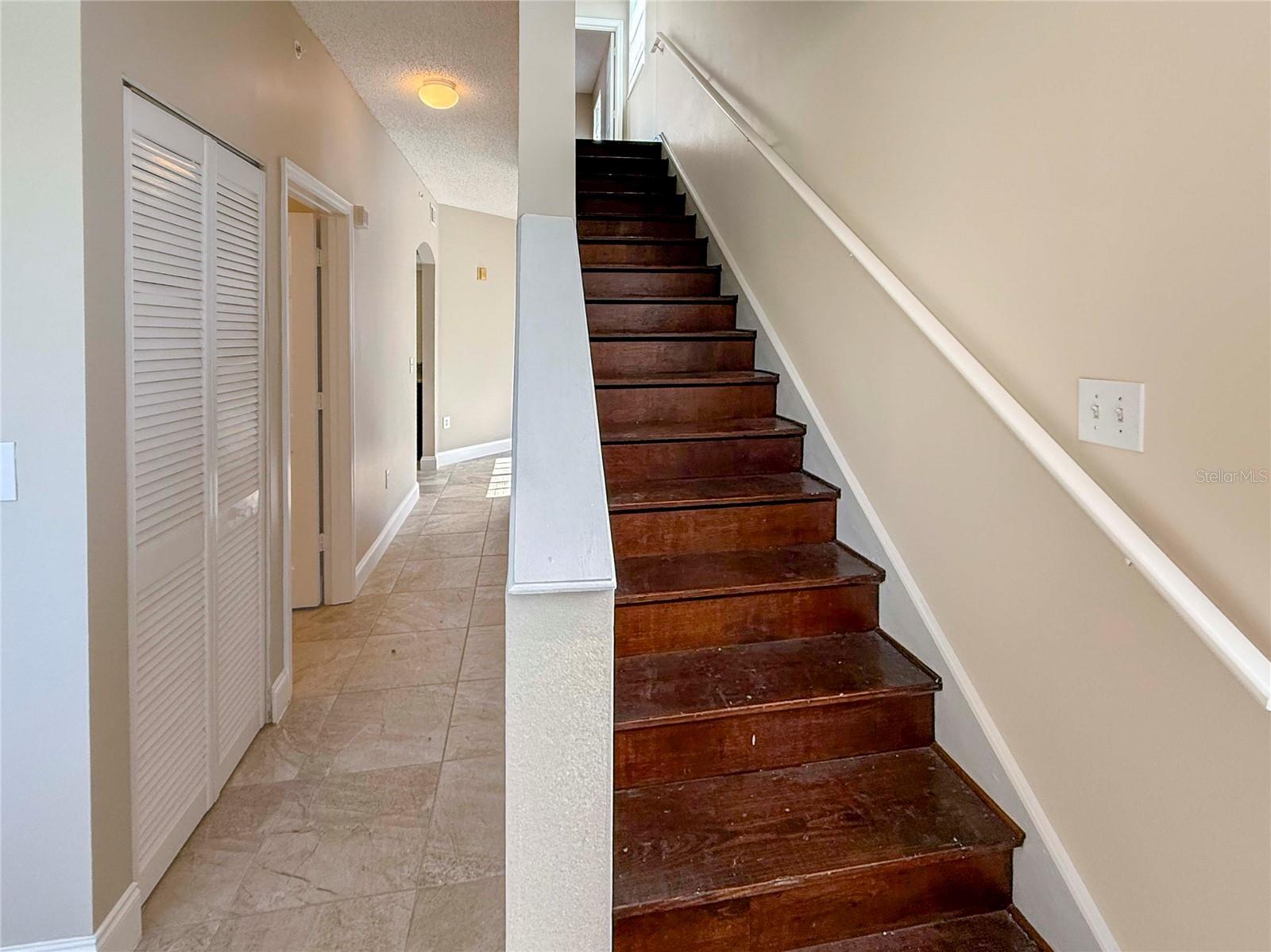 Image 10 of 19 For 5701 Bentgrass Drive 18-212