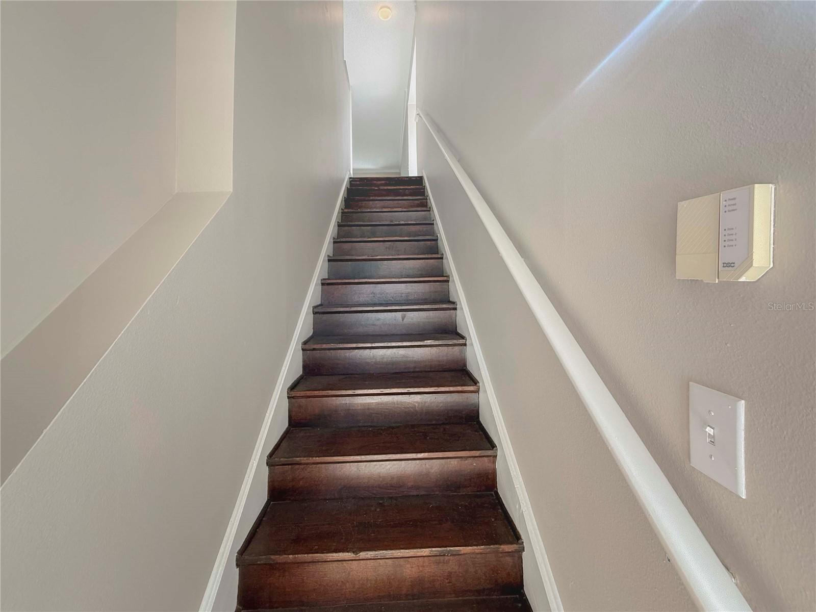 Image 2 of 19 For 5701 Bentgrass Drive 18-212