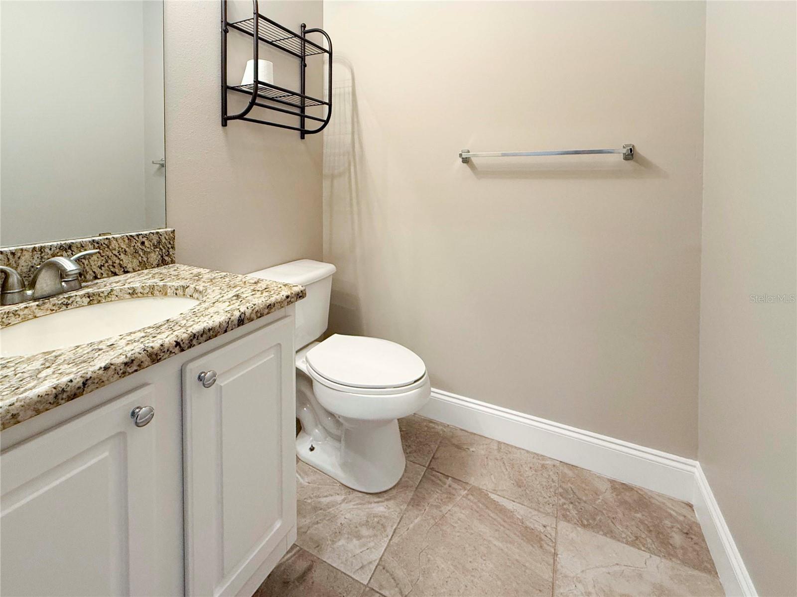 Image 9 of 19 For 5701 Bentgrass Drive 18-212