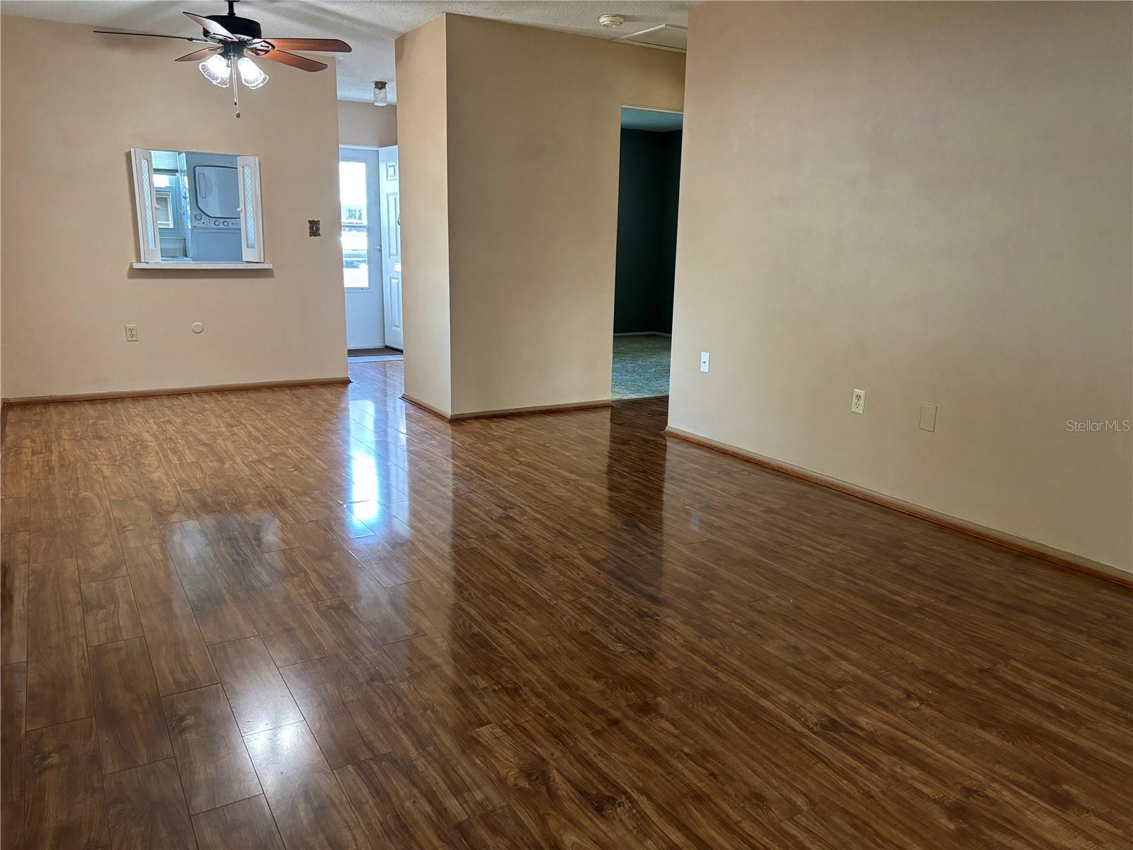 Image 10 of 22 For 6074 Arlene Way 5
