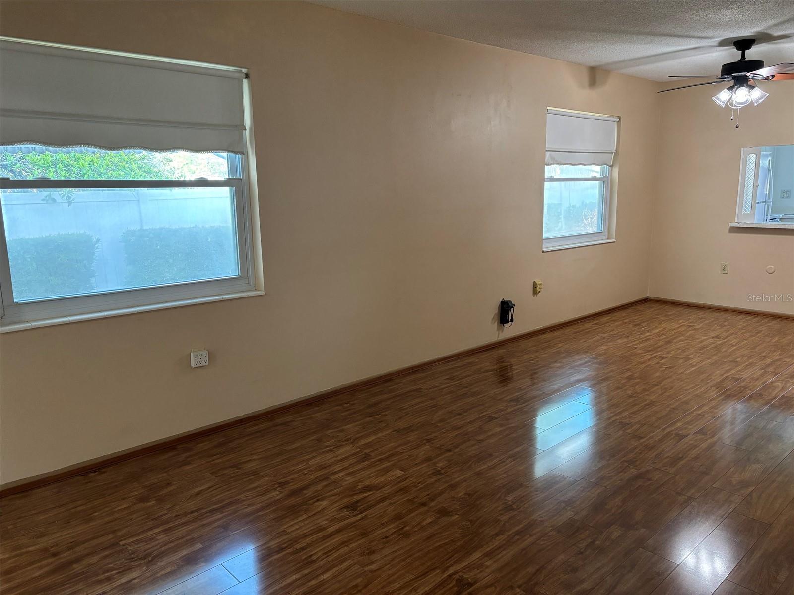 Image 8 of 22 For 6074 Arlene Way 5