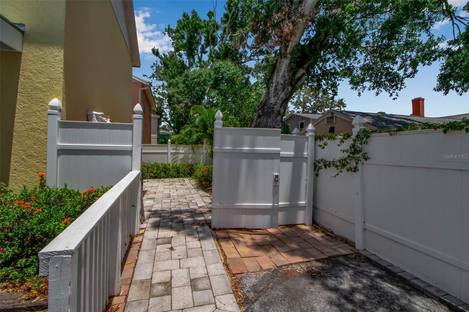 Image 15 of 72 For 508 Howard Court