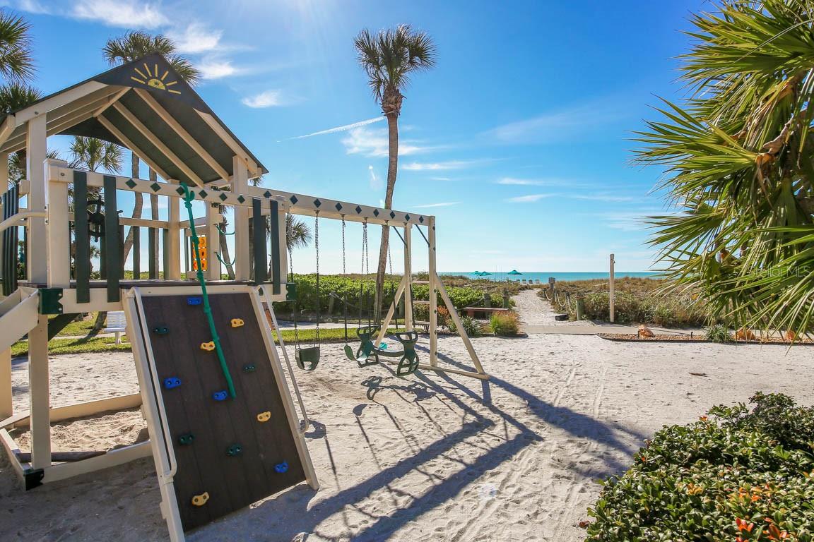 Image 38 of 60 For 2045 Gulf Of Mexico Drive M1-207