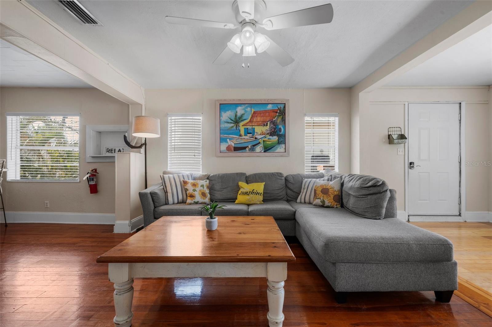 Image 9 of 43 For 3018 Gulf Drive