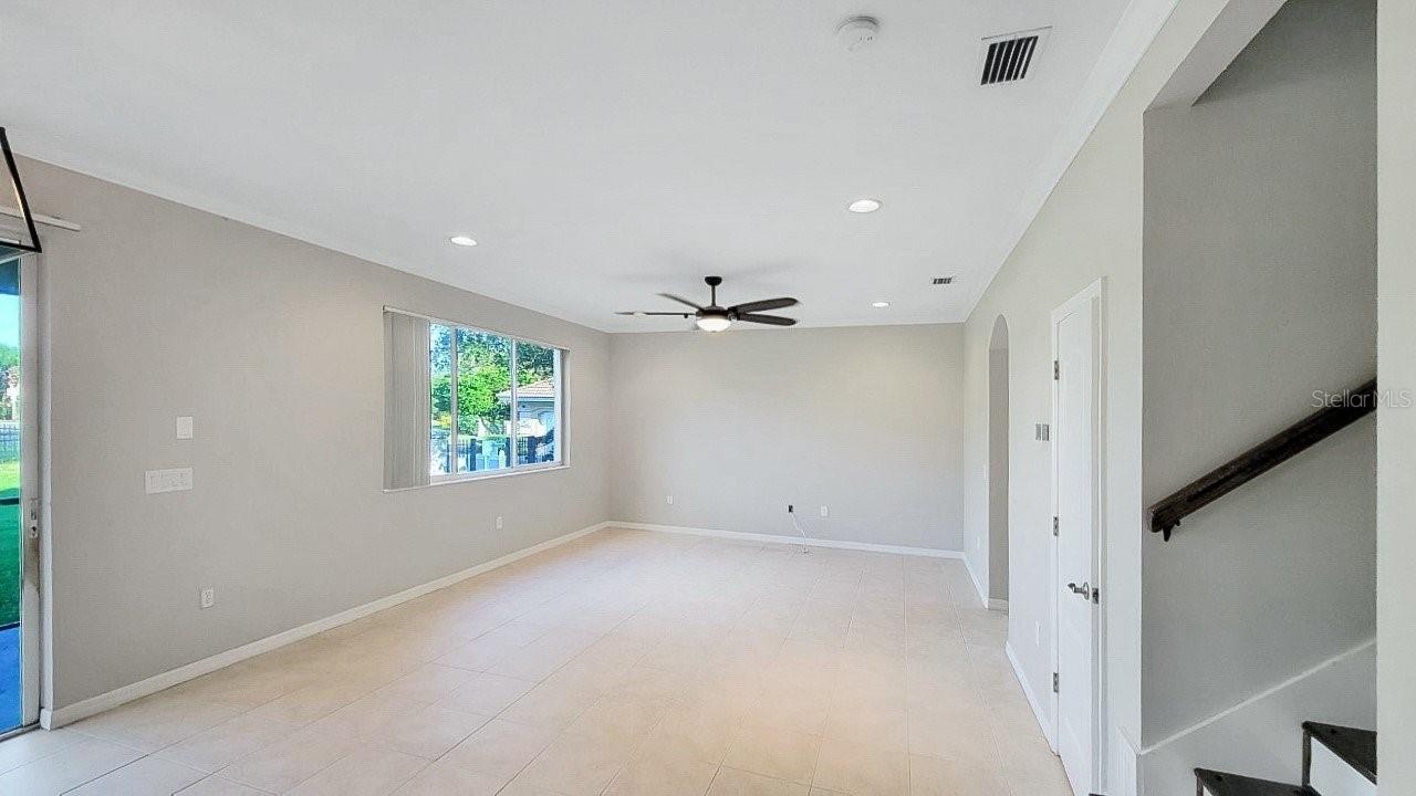 Image 10 of 27 For 8823 Haven Harbour Way