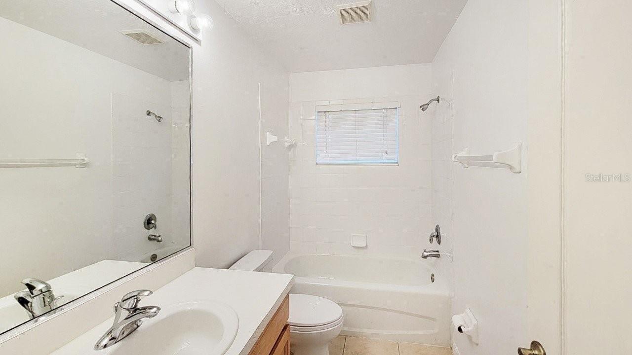 Image 11 of 27 For 8823 Haven Harbour Way