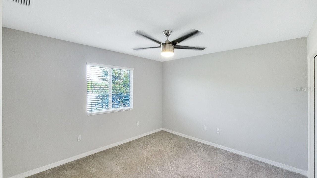 Image 21 of 27 For 8823 Haven Harbour Way