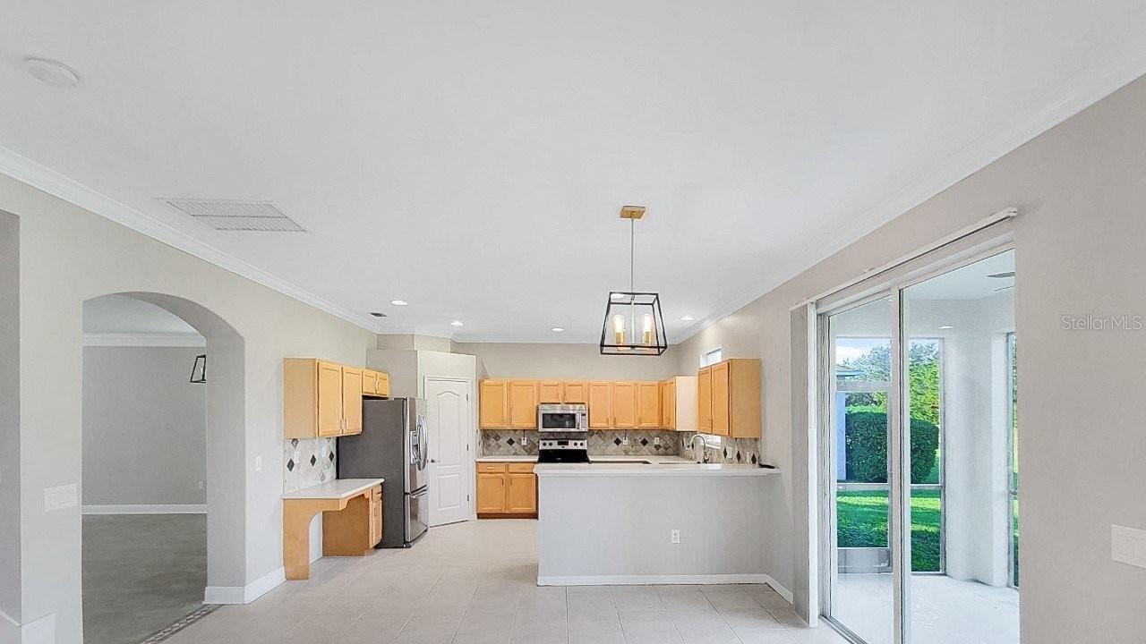 Image 7 of 27 For 8823 Haven Harbour Way