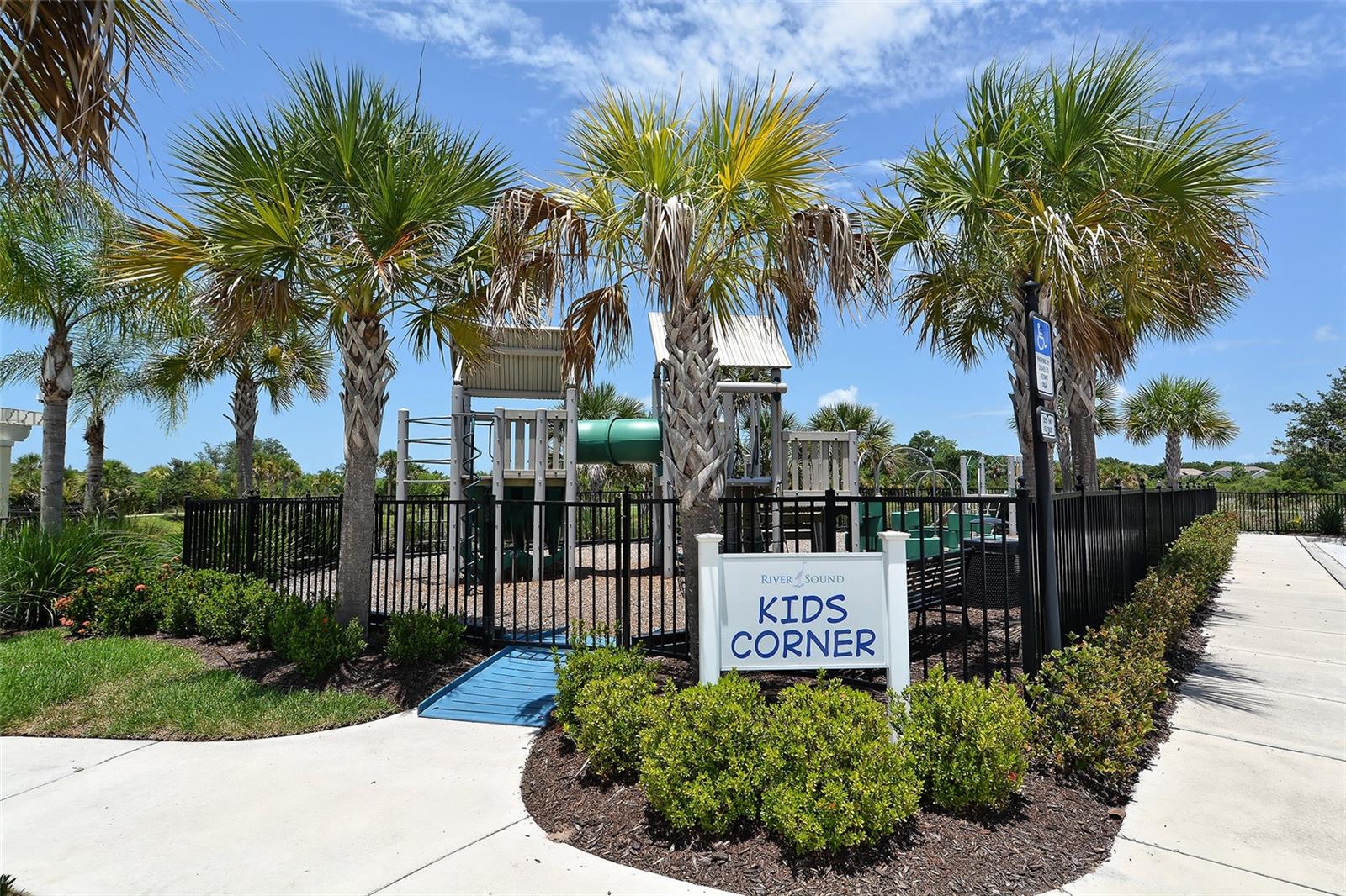 Image 32 of 42 For 5320 Tide Point Way