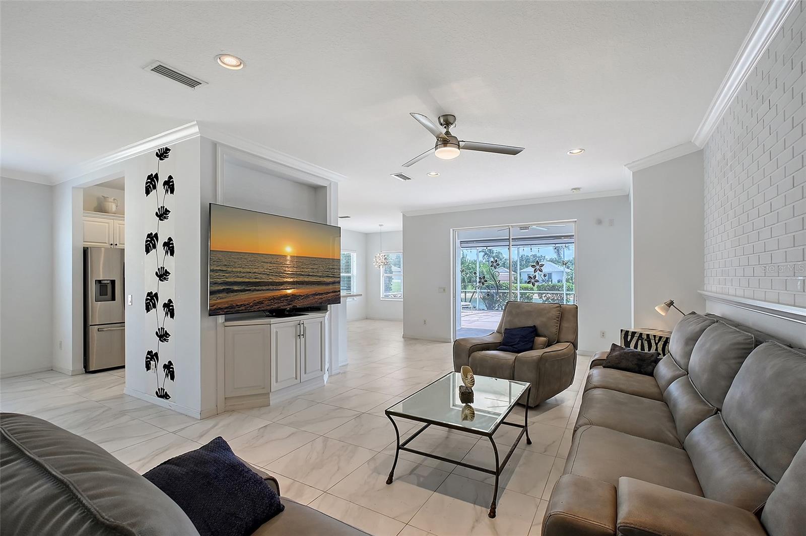 Image 4 of 42 For 5320 Tide Point Way