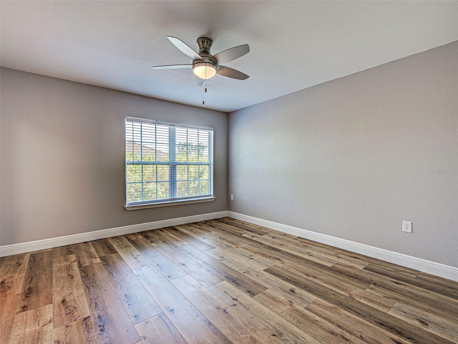 Image 17 of 49 For 5501 Rosehill Road 202