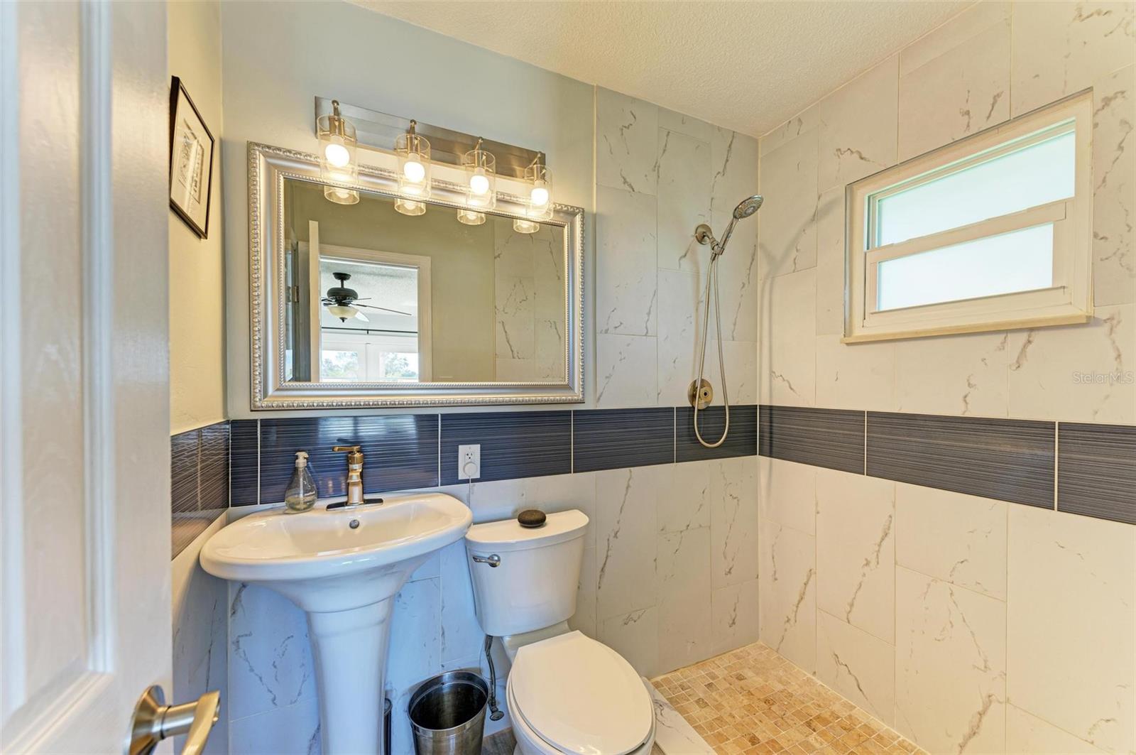 Image 31 of 77 For 9409 Catalina Drive