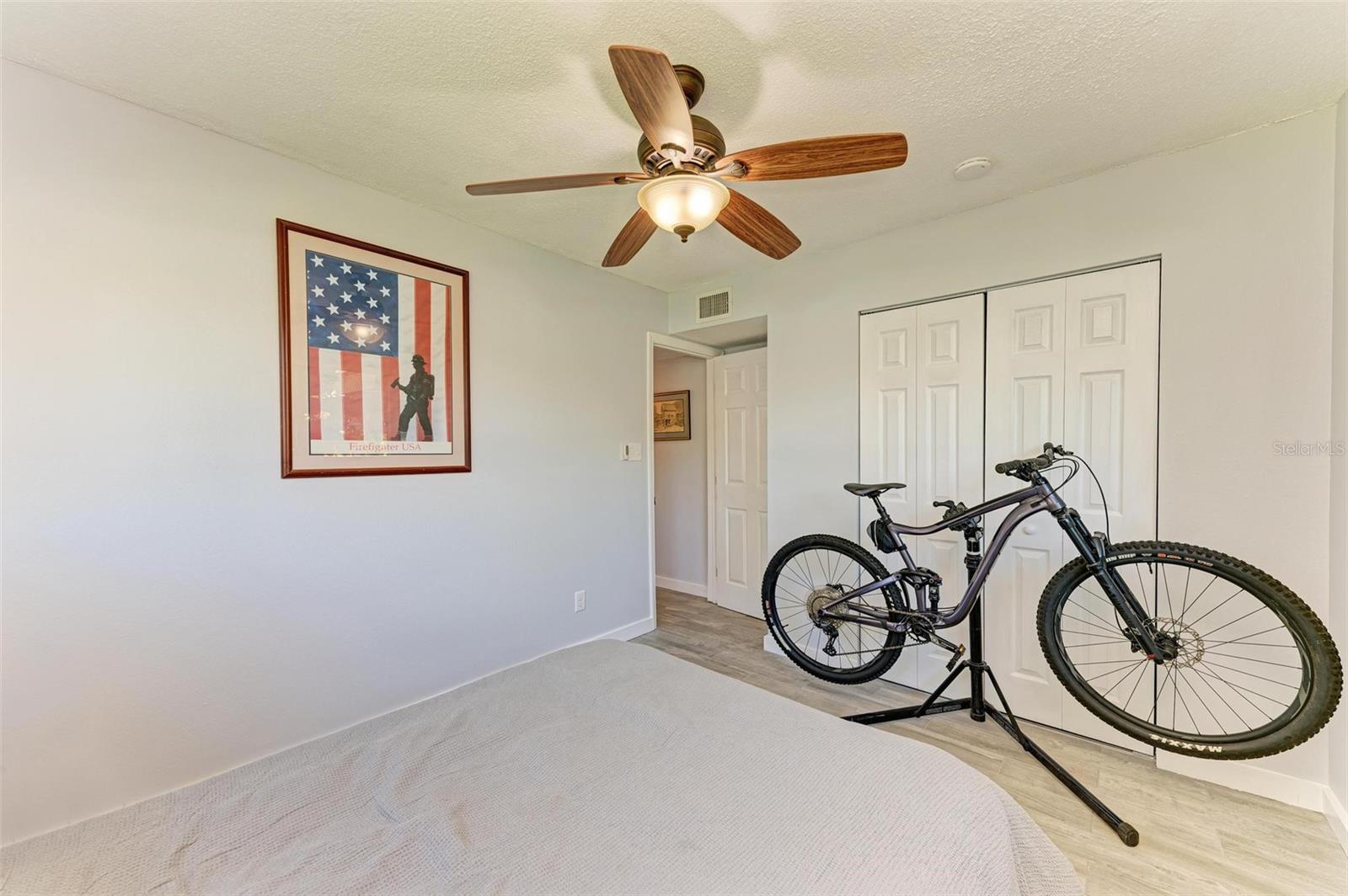 Image 33 of 77 For 9409 Catalina Drive