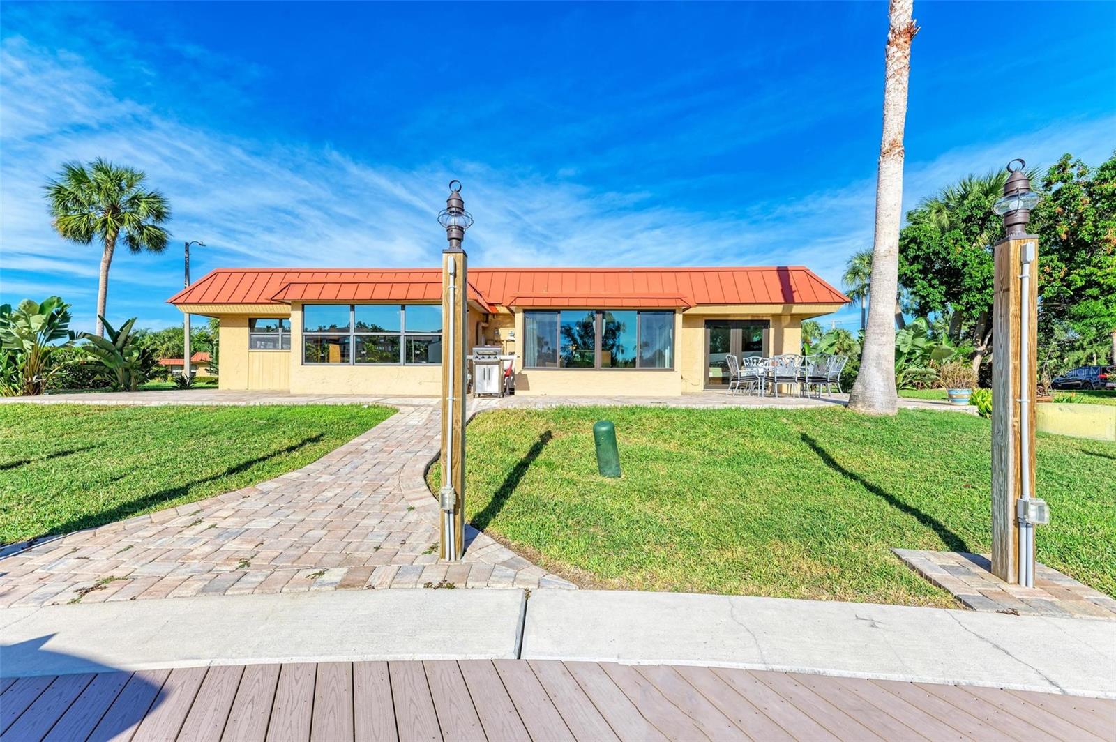 Image 39 of 77 For 9409 Catalina Drive