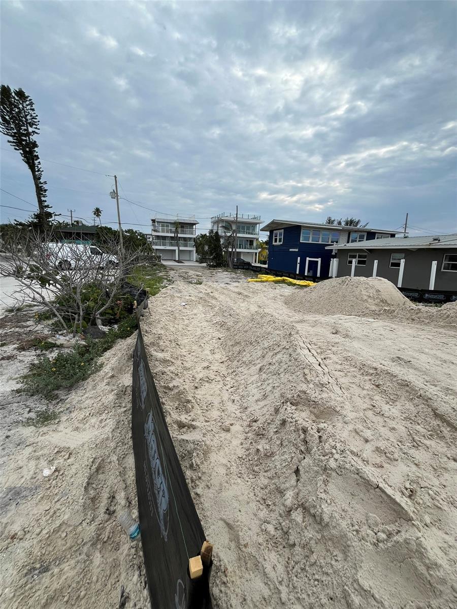 Image 11 of 17 For 873 Shore Drive