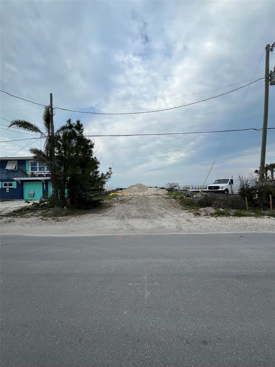 Image 3 of 17 For 873 Shore Drive