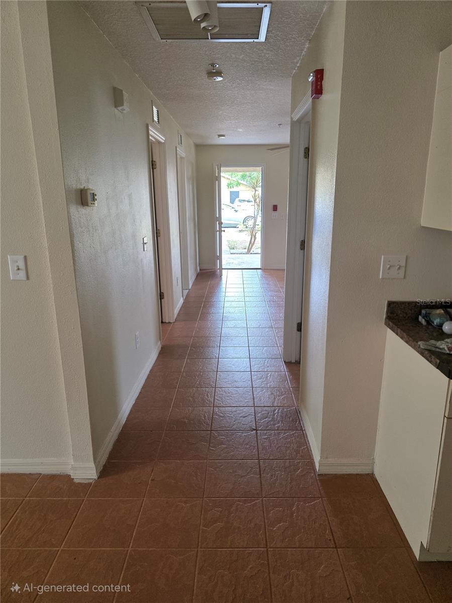 Image 4 of 23 For 2411 5th Avenue Drive E