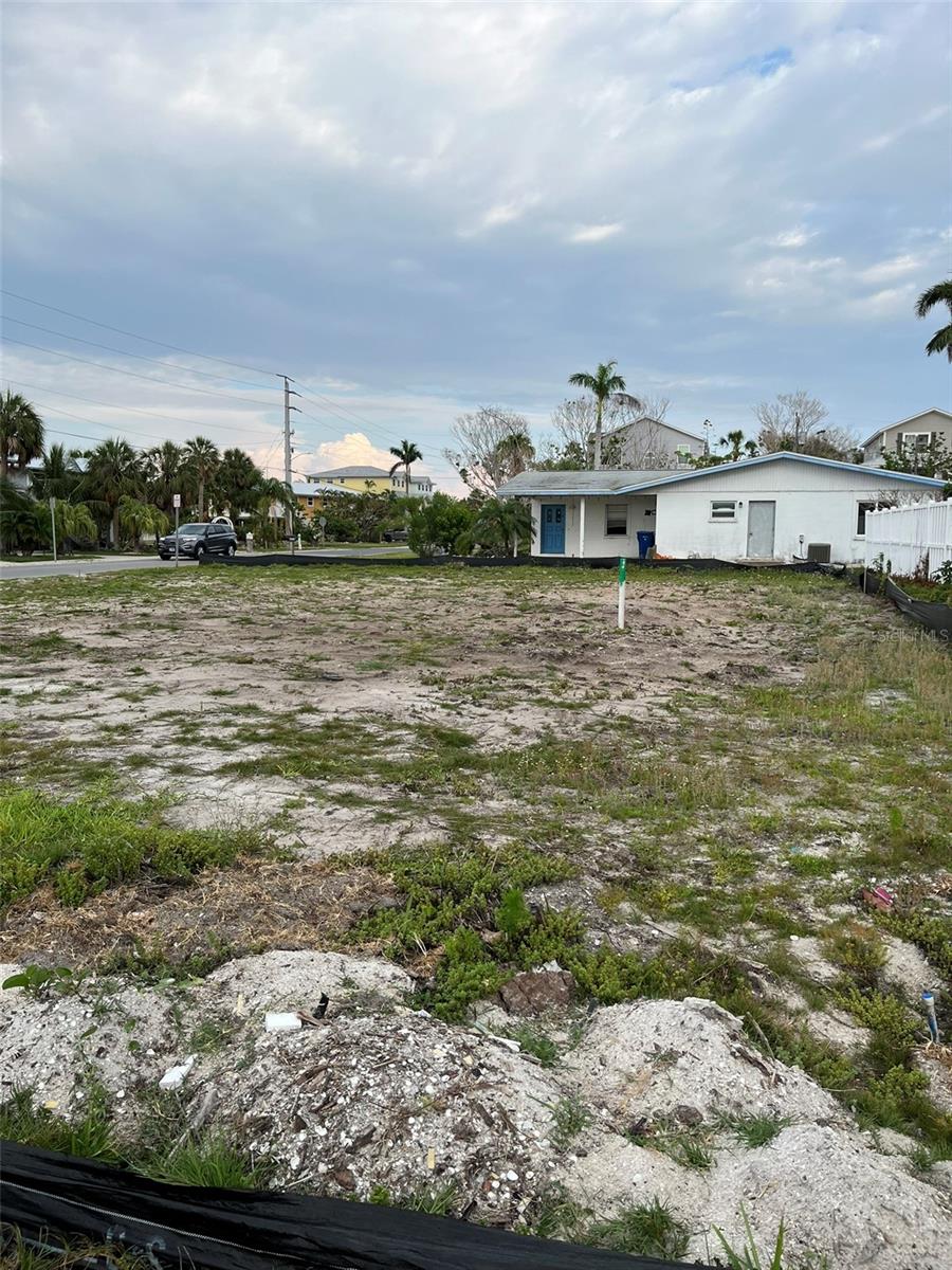 Image 7 of 28 For 6406 Holmes Boulevard