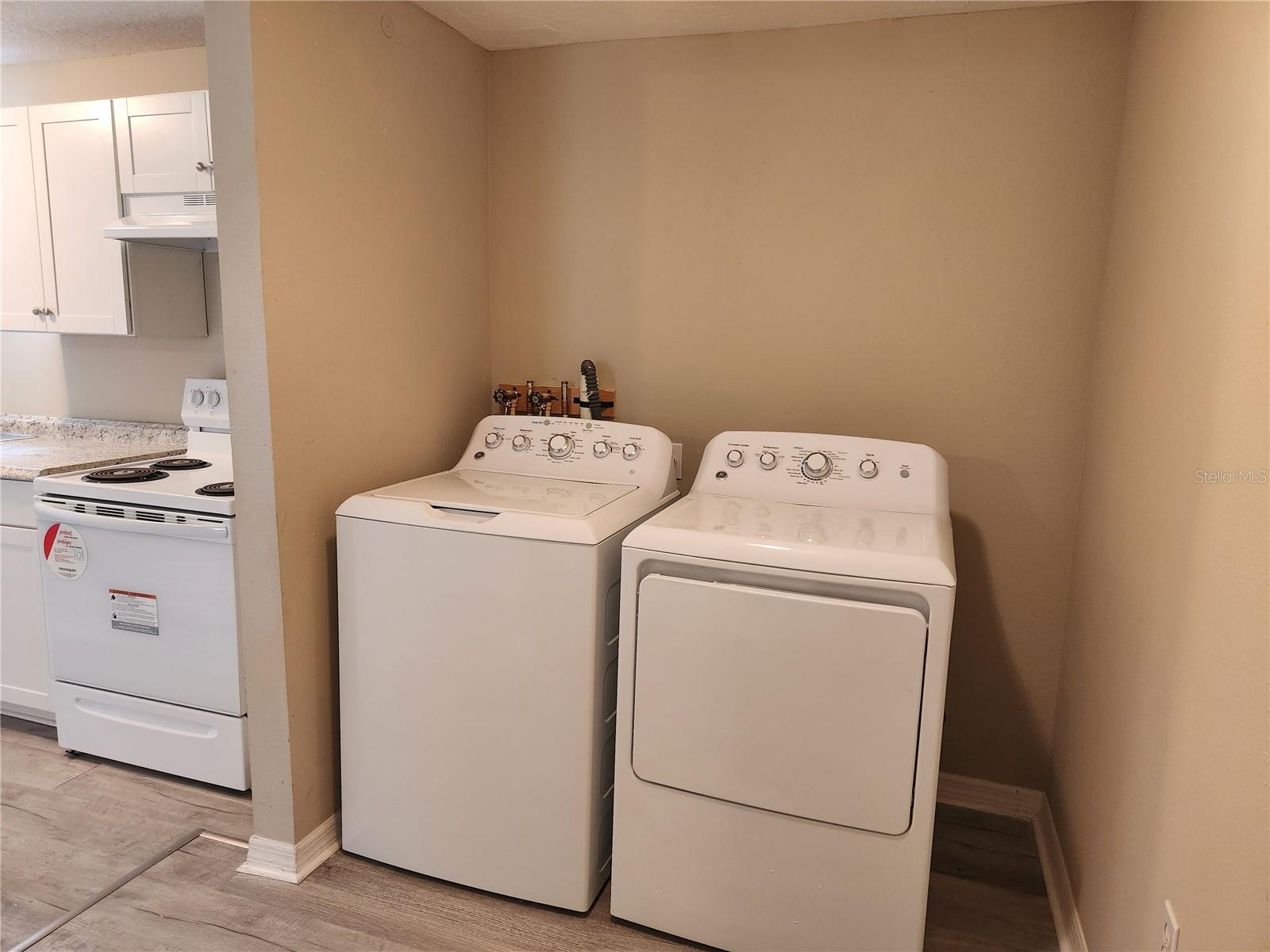 Image 3 of 22 For 2117 5th Street 3
