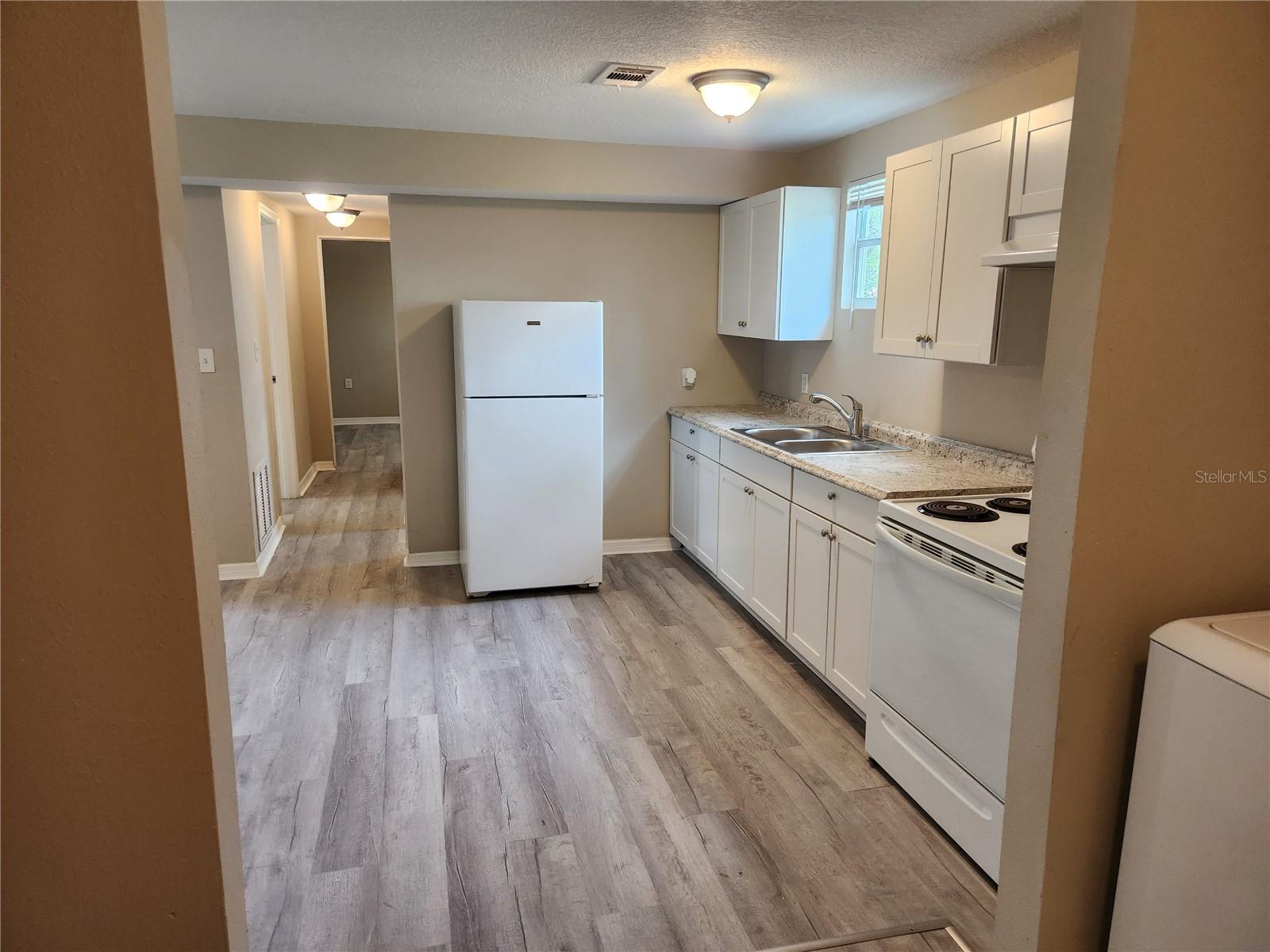 Image 4 of 22 For 2117 5th Street 3