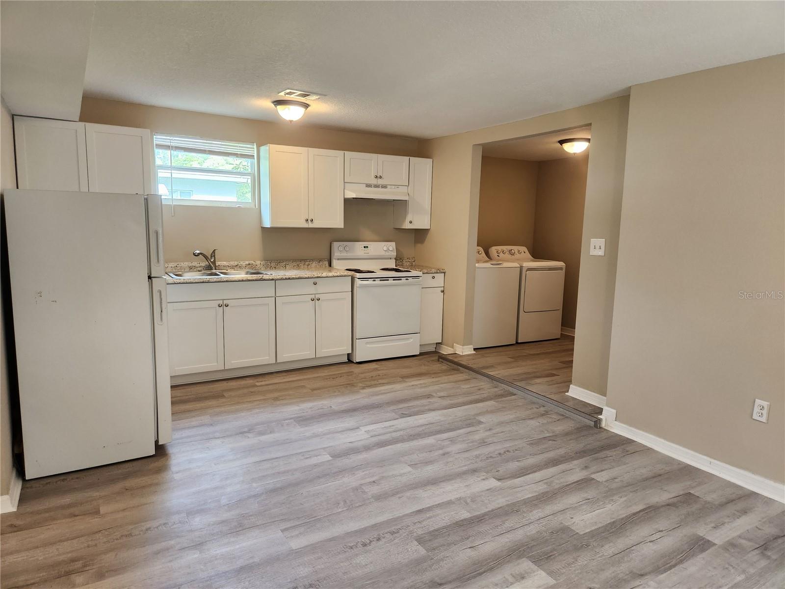 Image 8 of 22 For 2117 5th Street 3