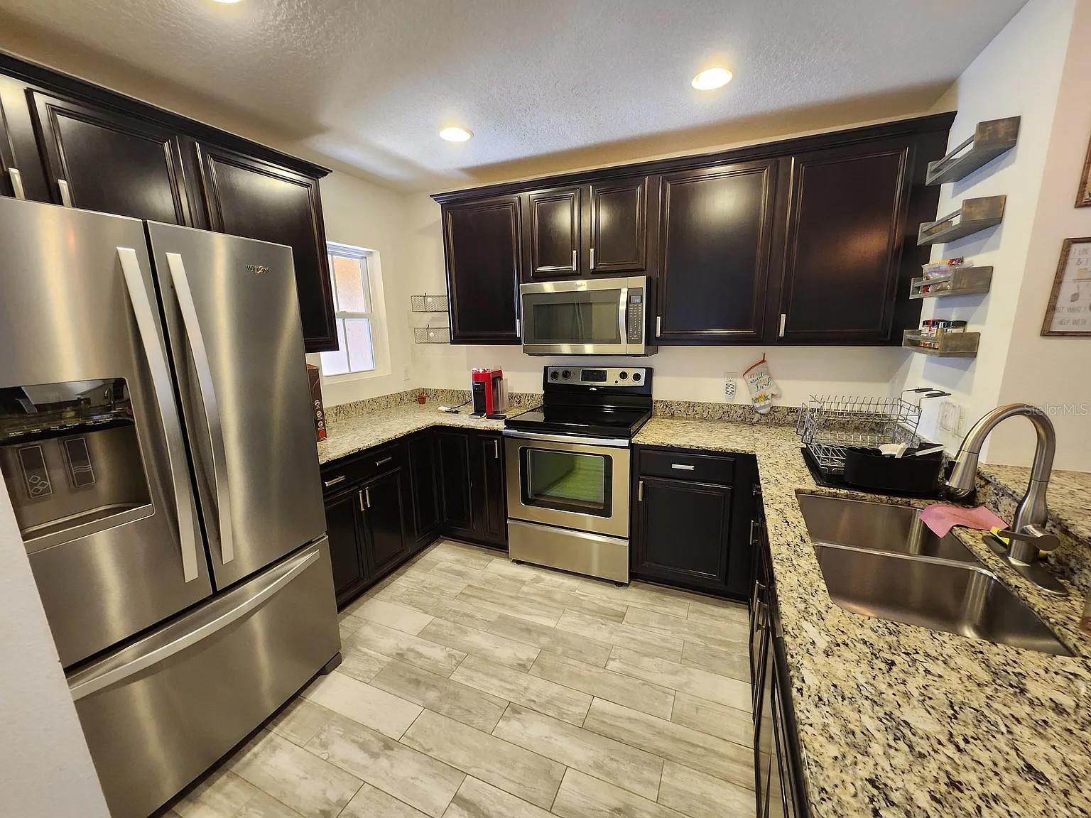 Image 3 of 13 For 7367 Black Walnut Way