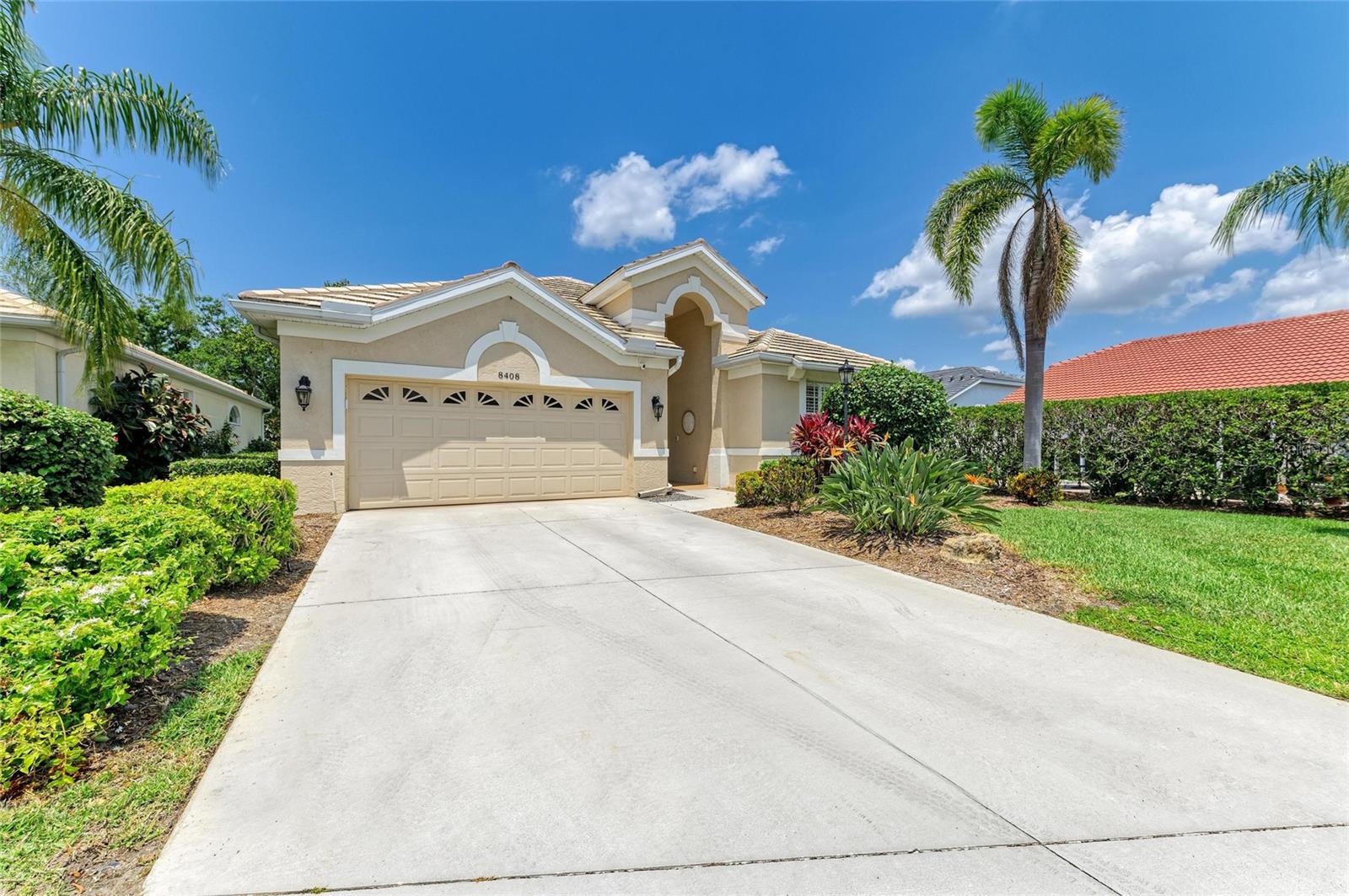 Image 10 of 68 For 8408 Whispering Woods Court
