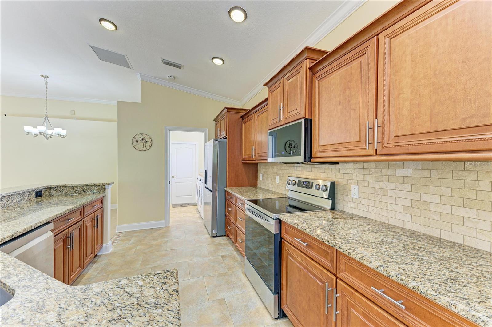 Image 22 of 68 For 8408 Whispering Woods Court
