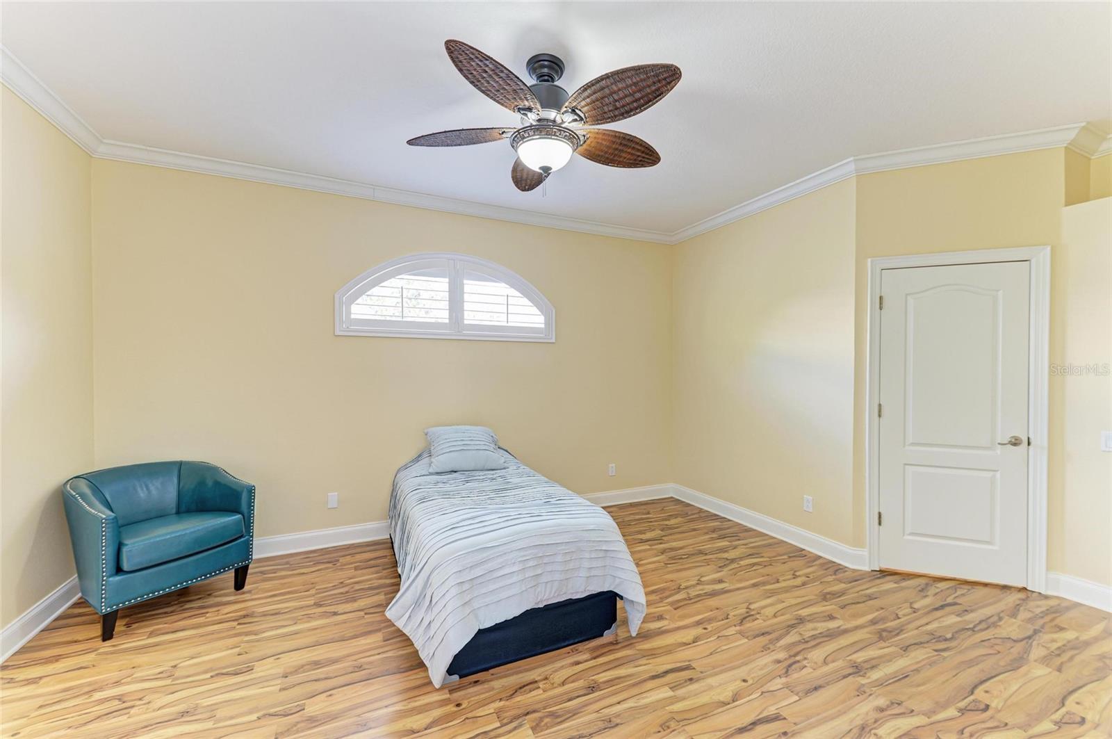 Image 27 of 68 For 8408 Whispering Woods Court