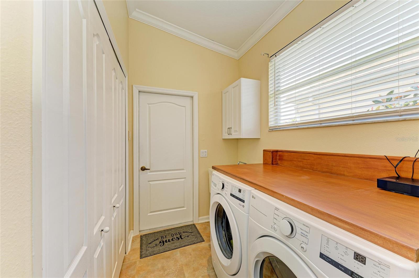 Image 41 of 68 For 8408 Whispering Woods Court