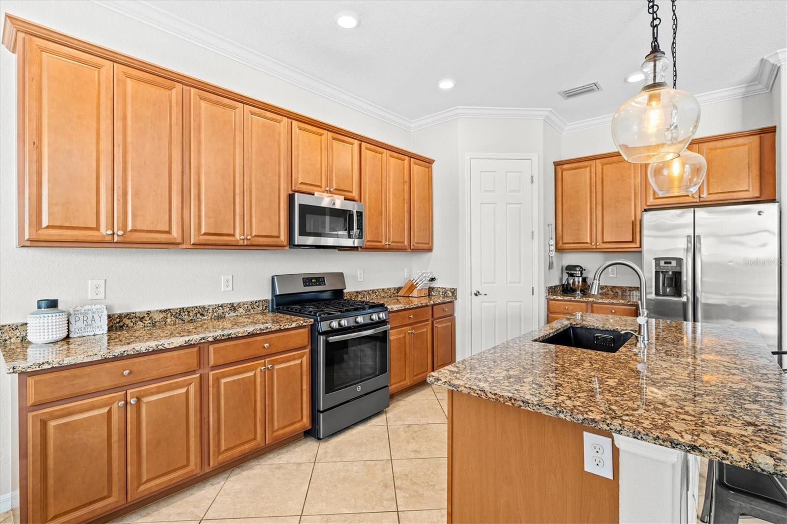 Image 16 of 87 For 13112 Swiftwater Way