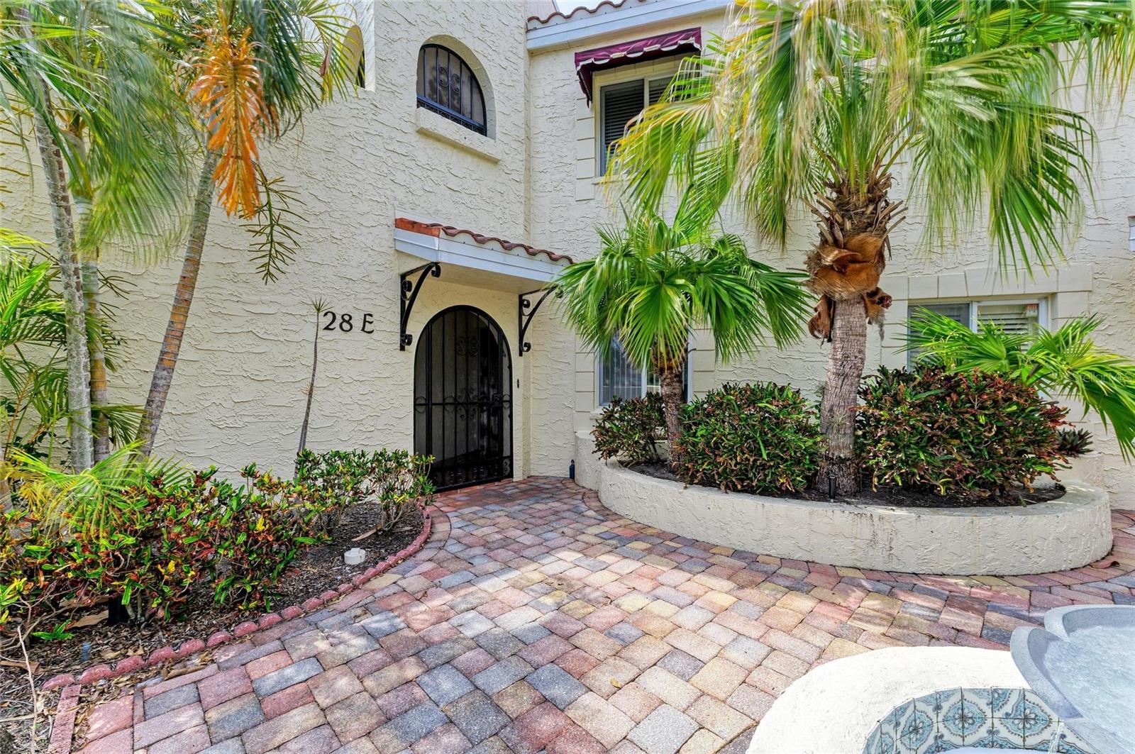 Image 2 of 46 For 6101 34th Street W 28e