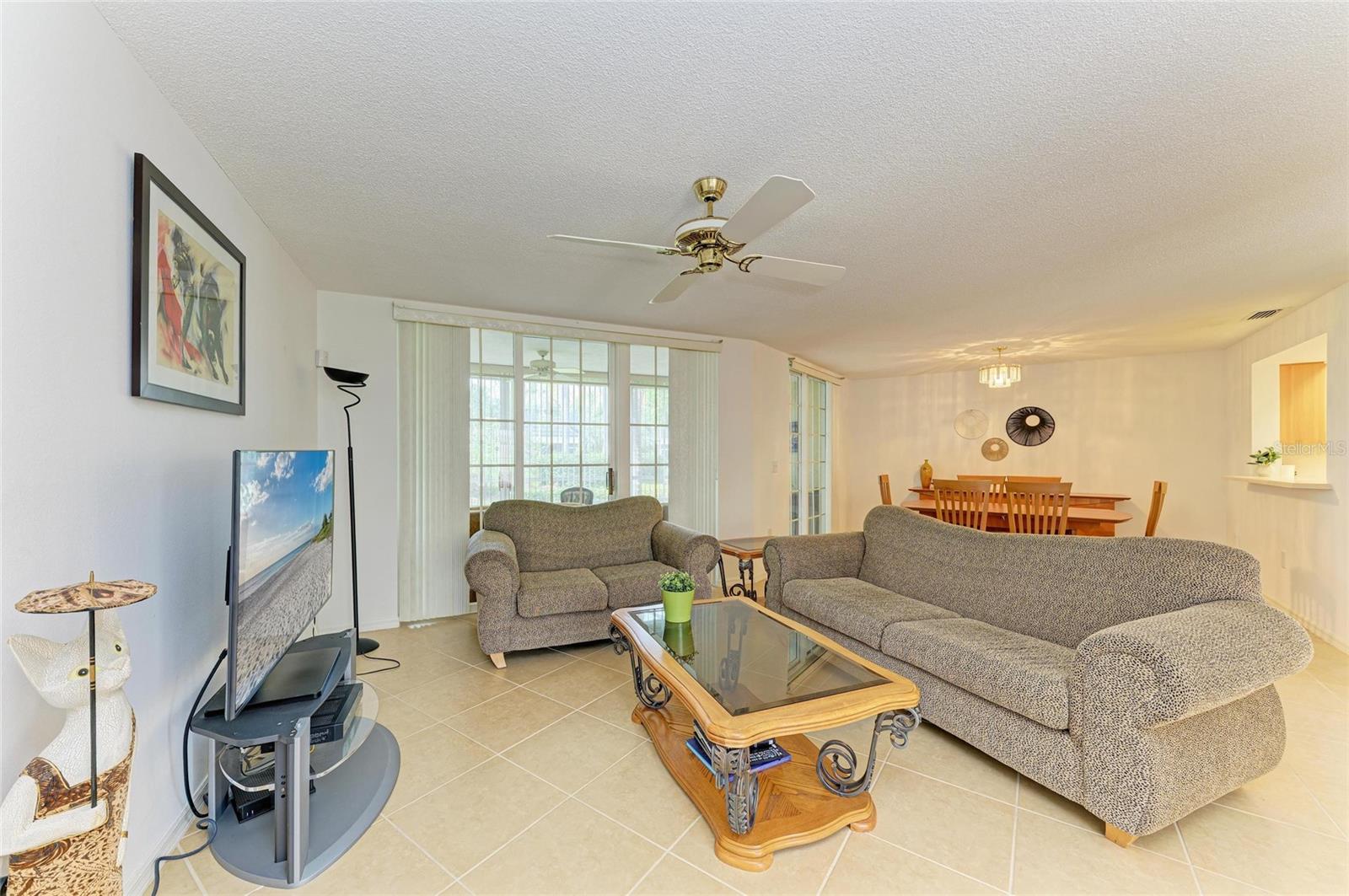 Image 5 of 46 For 6101 34th Street W 28e